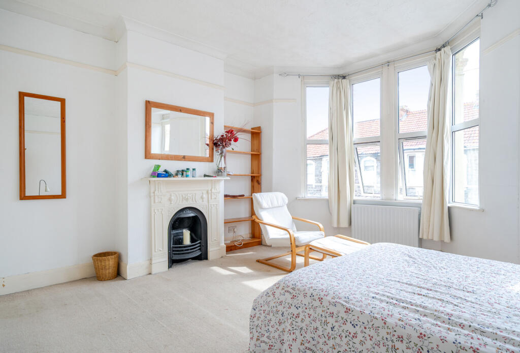 1311026-19-68552b...