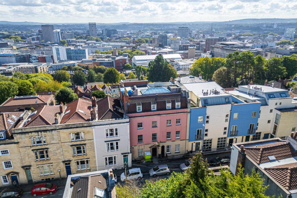 The Penthouse, 12 Kingsdown Parade, Bristol, BS6 5