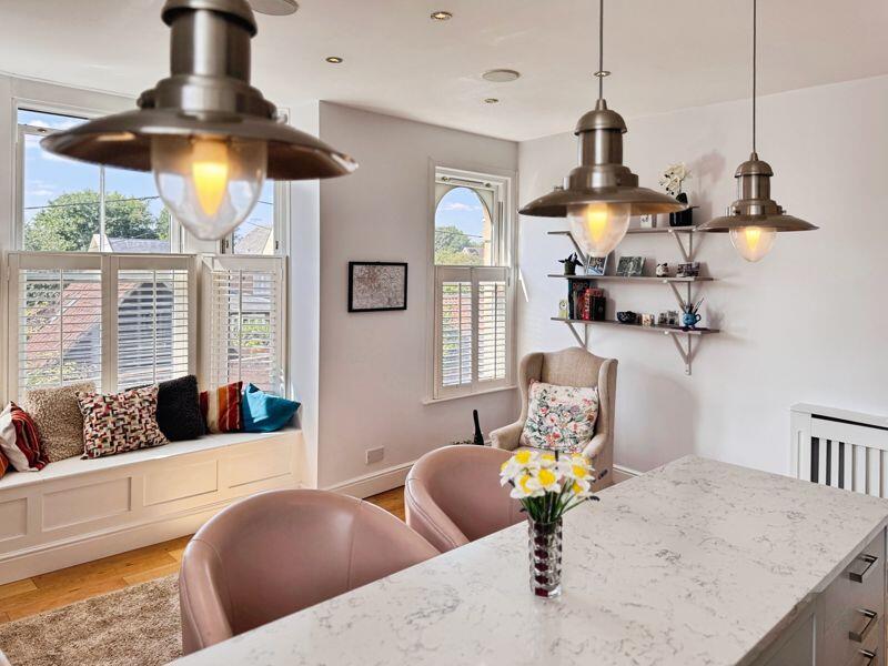 HIGH STREET