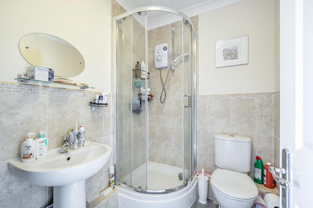 1305867-12-684719...