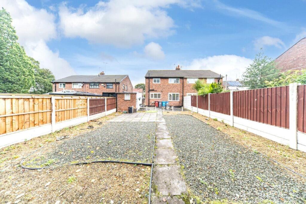 6 Green Road garden 3.jpg