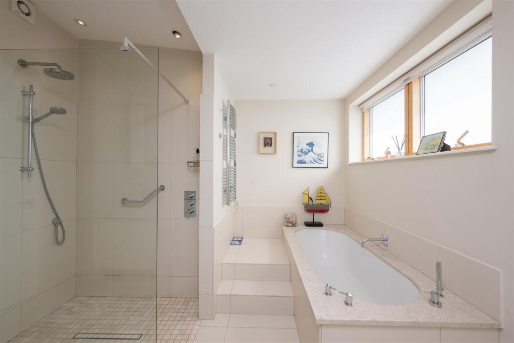 Francis Bentley Mews Hi-43.jpg