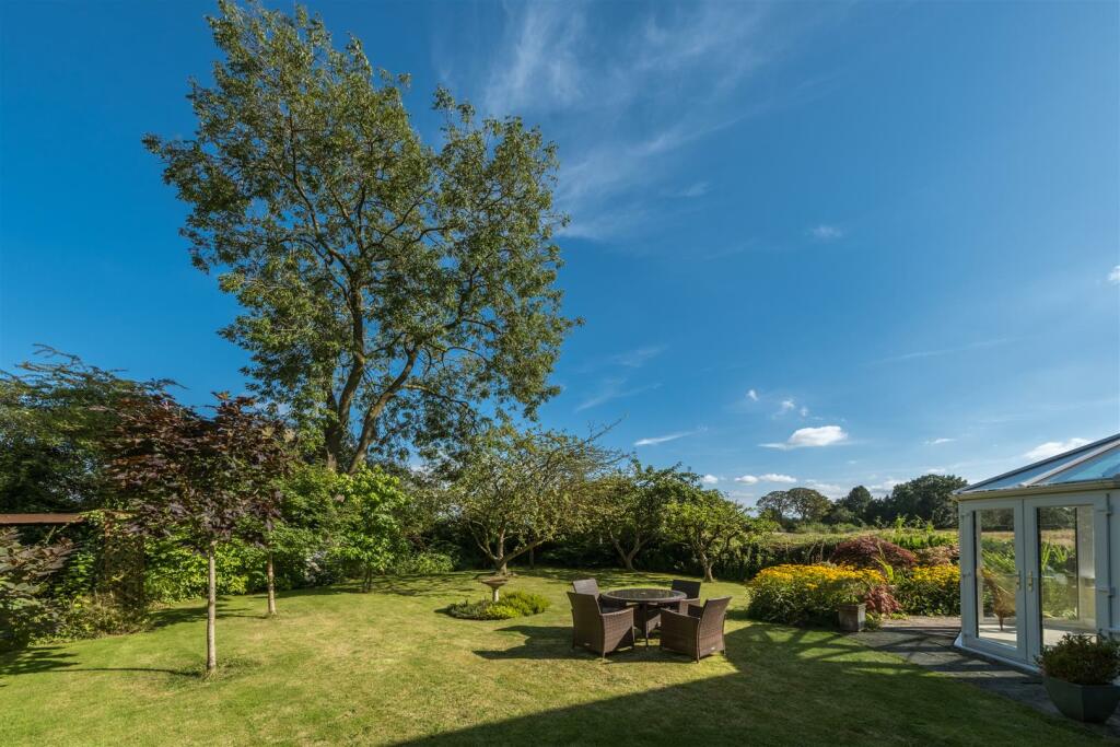 Thornbeck-001.jpg