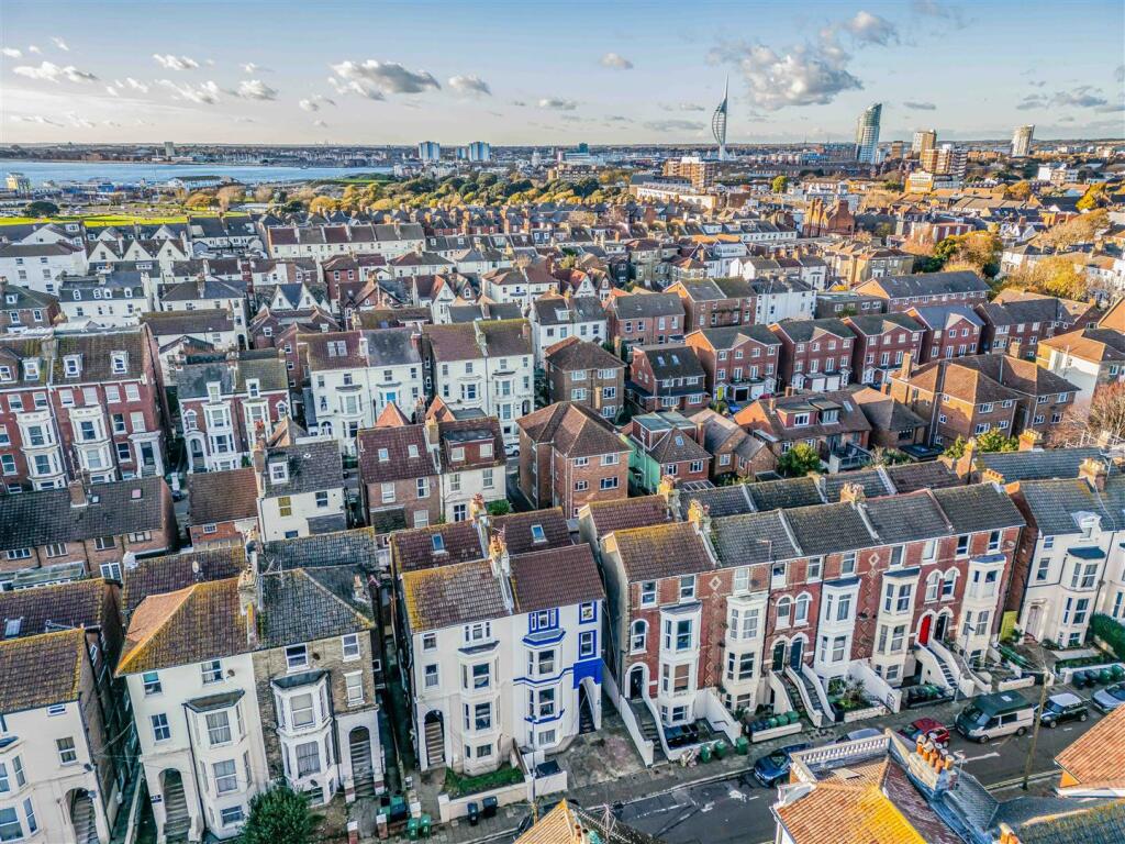 Blue Star House-Aerials-Small-PorticoMarketing-Nex