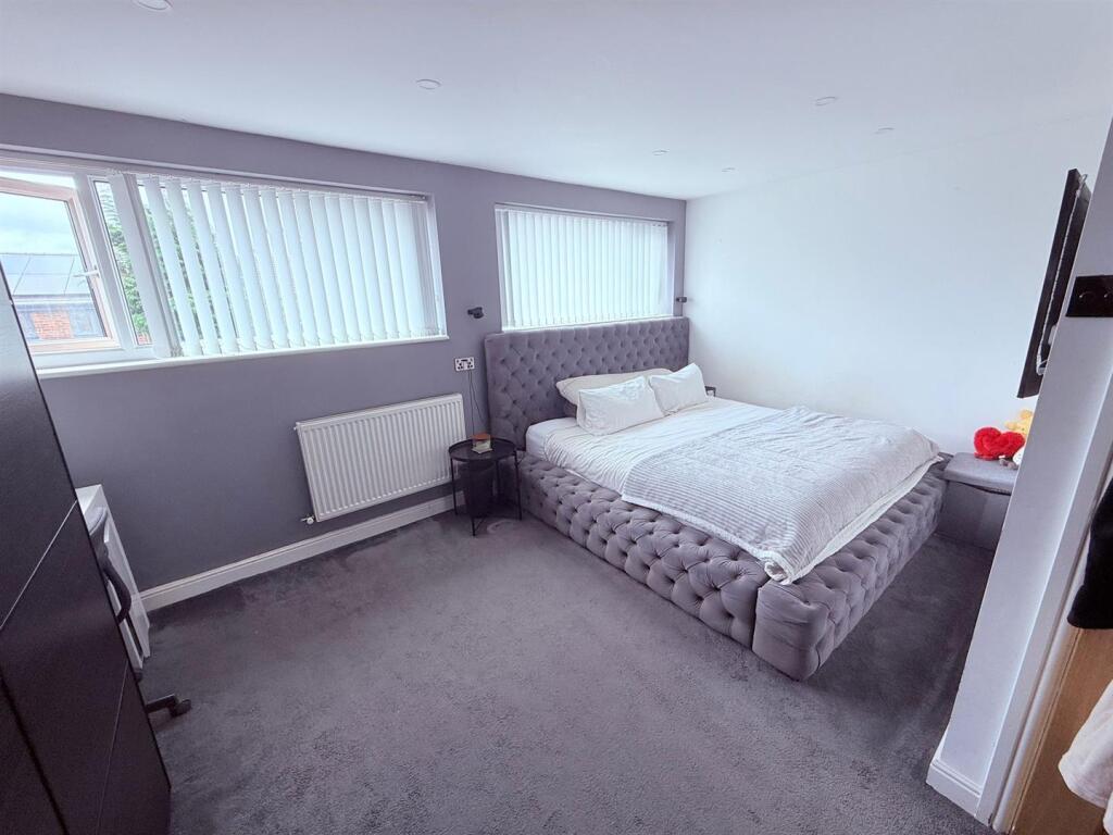 PHOTO-2025-08-04-13-32-12 (20).jpg