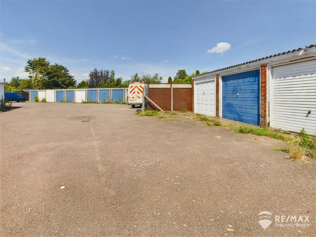 Garage Block.jpg