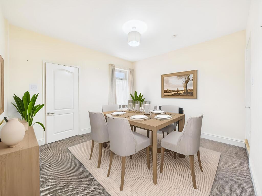 Dining Room (Virtually Furnished)