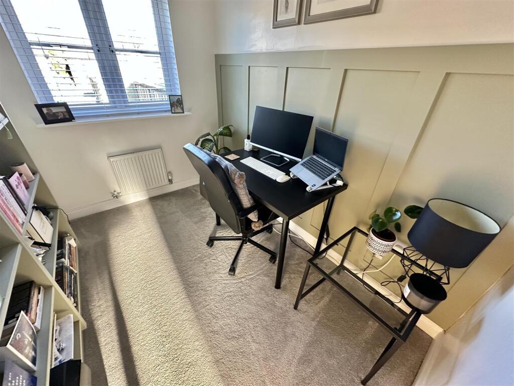 Bramleys Estate Agents - Greenfield View - Batley 