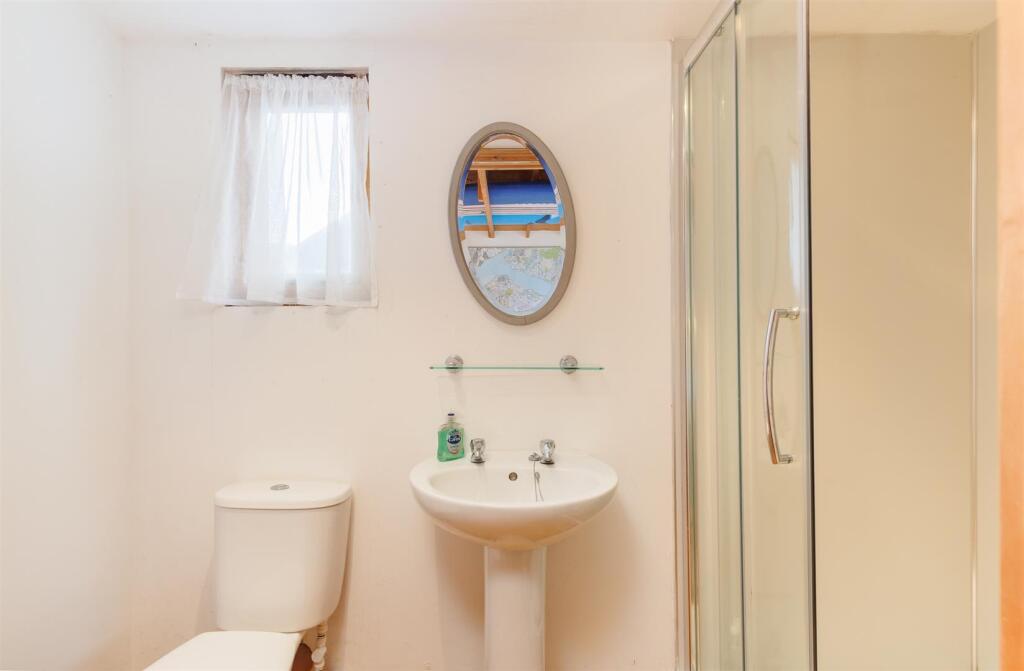 Summer House Ensuite