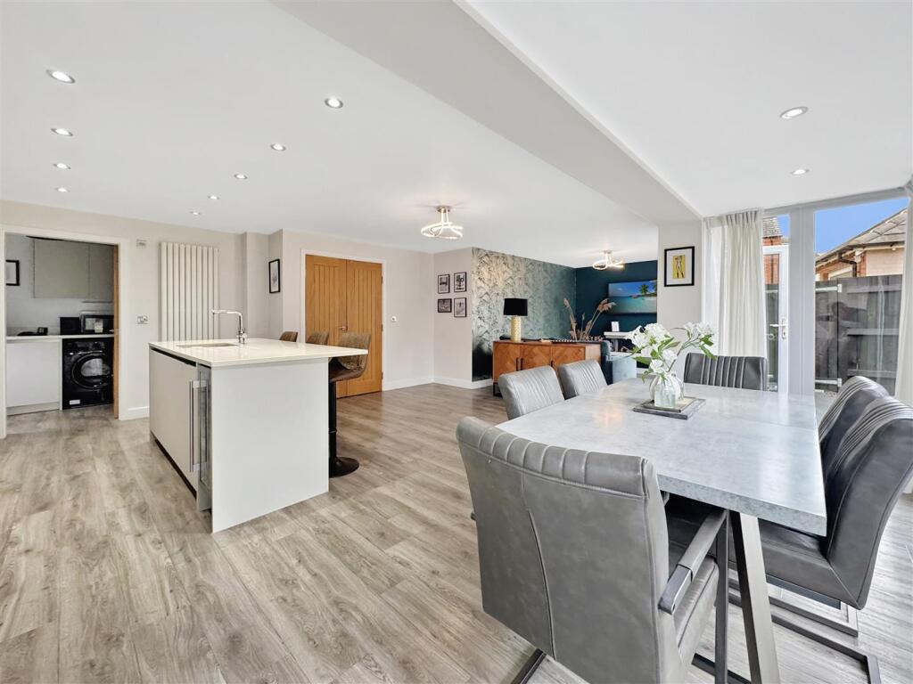 Living Kitchen