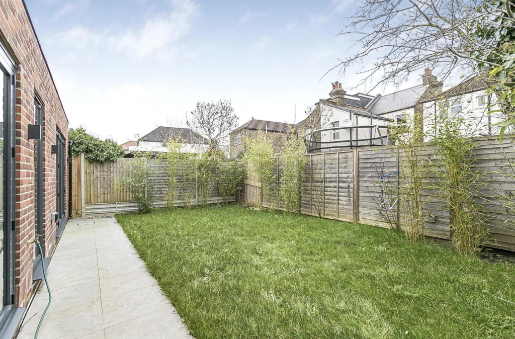 Screenshot 2025-07-16 at 23.28.07.png