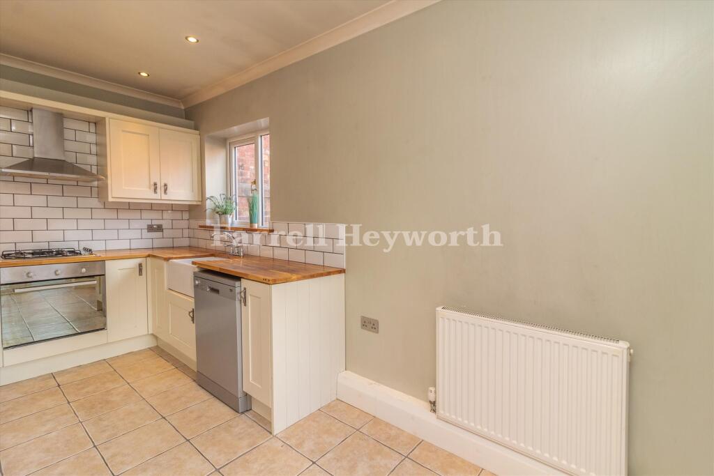 Kitchen image 2