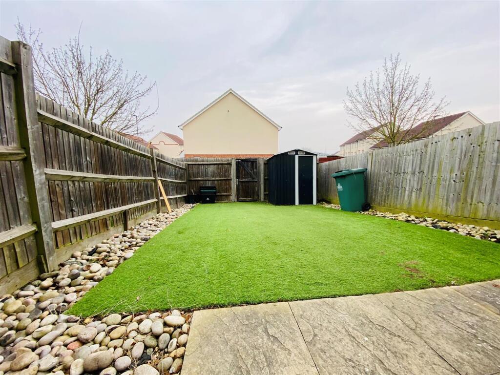 garden 2.jpg