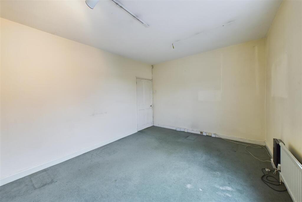 14 Lower Church Street, Chepstow, NP16 5HX | Freeh