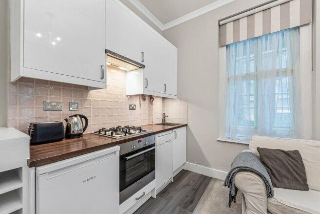 nevern-square-sw5-9pd-963666