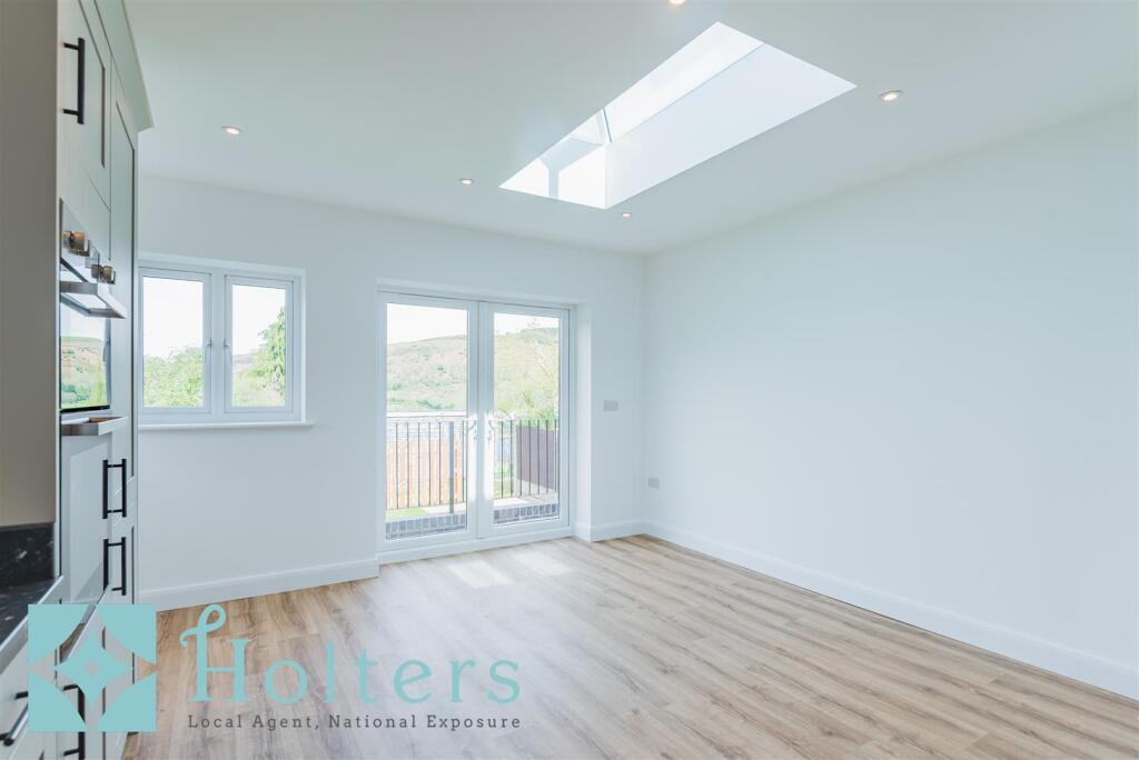 2 Garth Terrace, Knighton-23.jpg