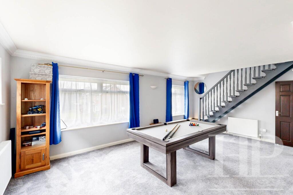 Lounge/games room