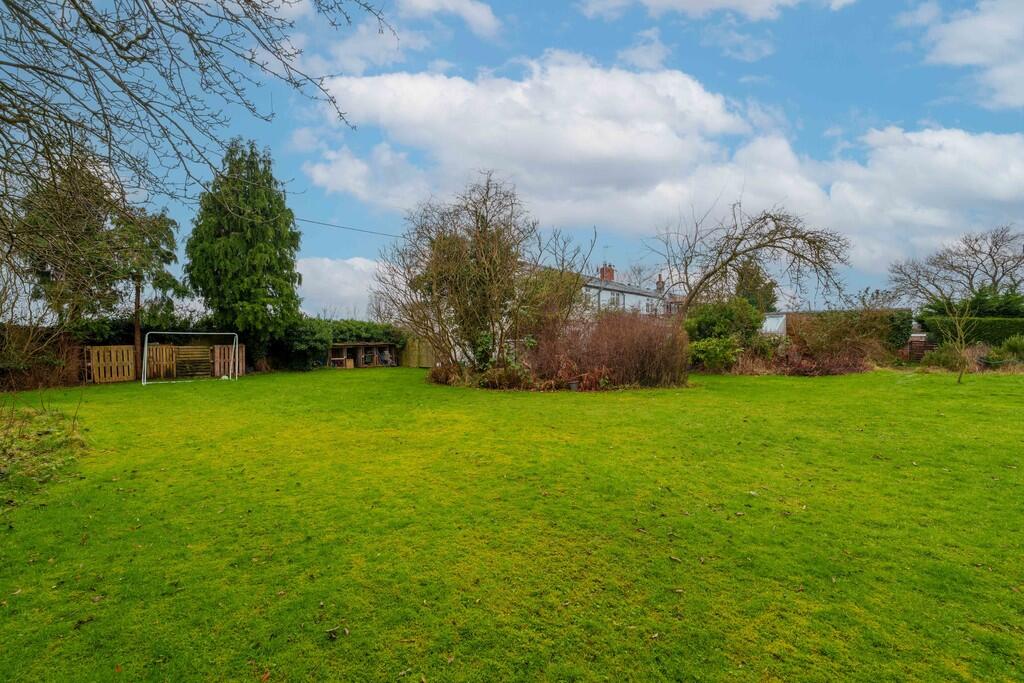 125 Hermitage Roa...