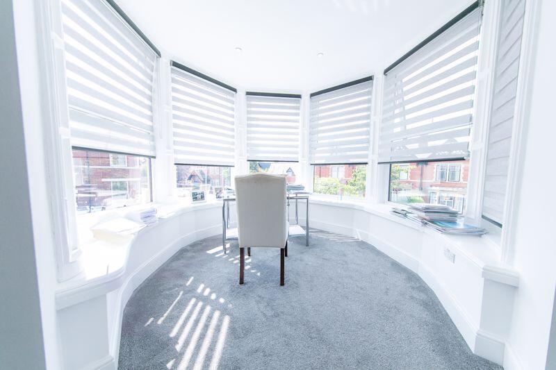 Home working/dining space