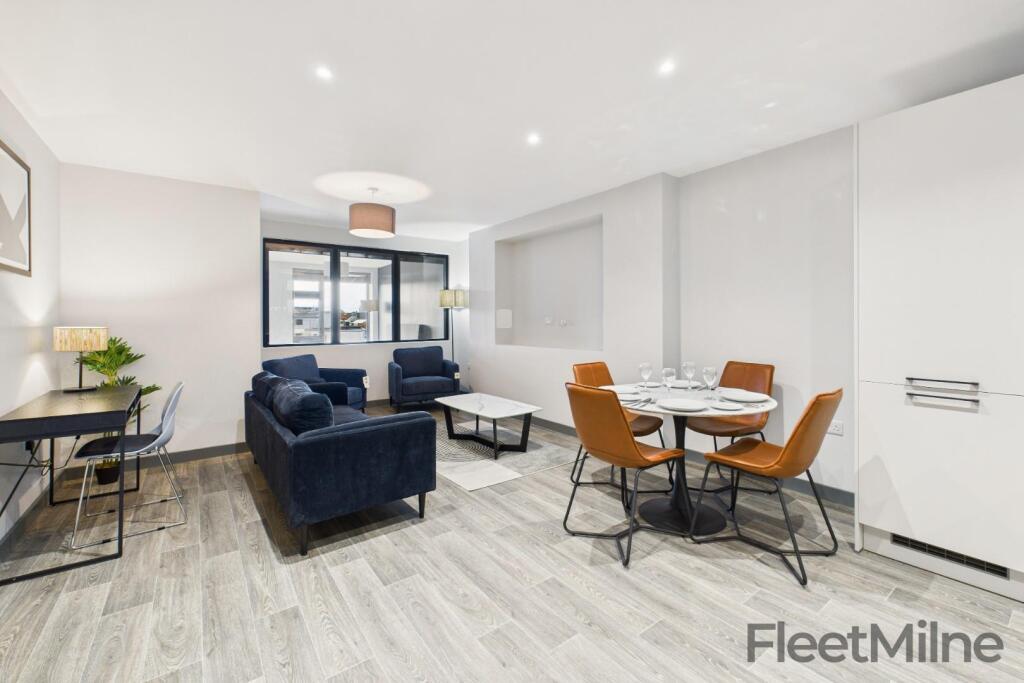Living/dining room