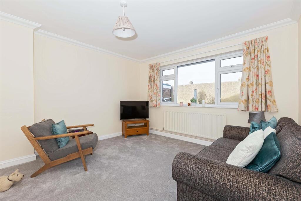 Ashwood Close_12.jpg