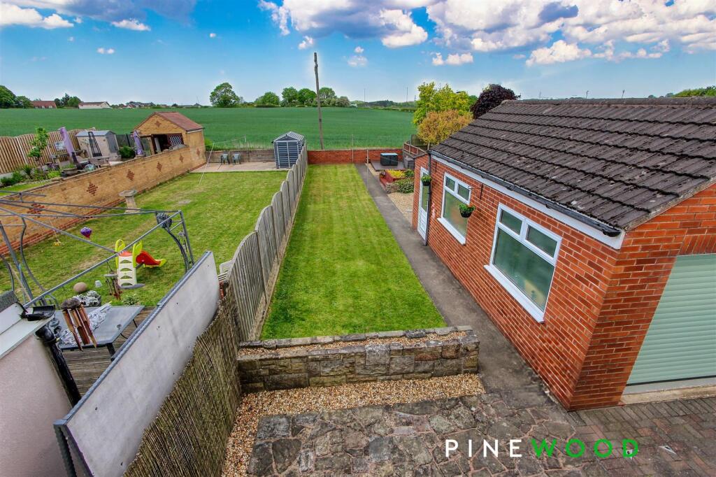 REAR GARDEN AND VIEWS