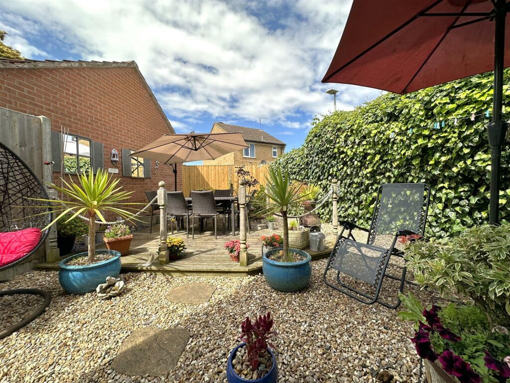 Private Rear Garden 675