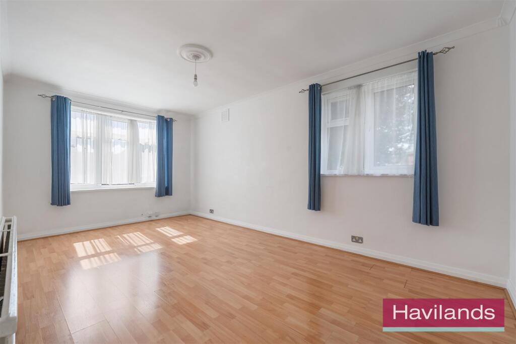 Eaton Park Court-7.jpg