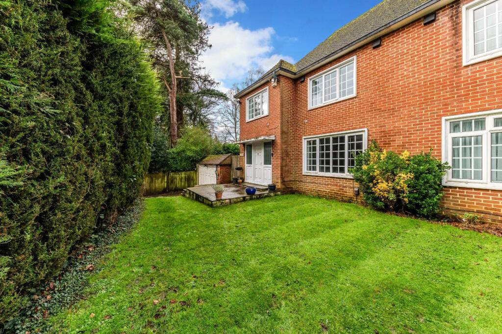 TADWORTH CLOSE (15).jpg
