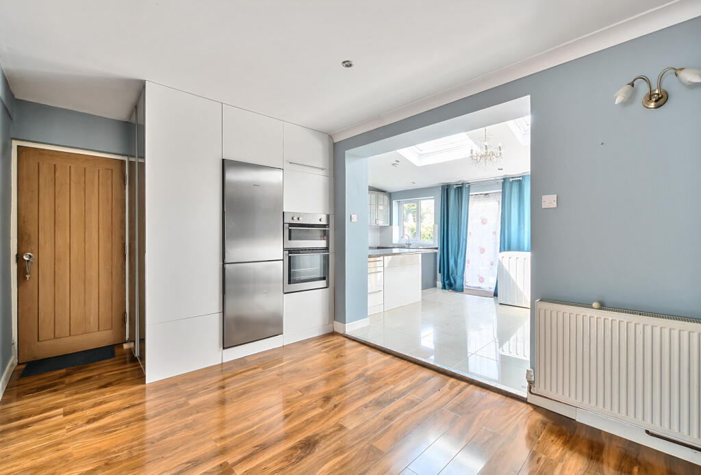 1306137-16-684844...