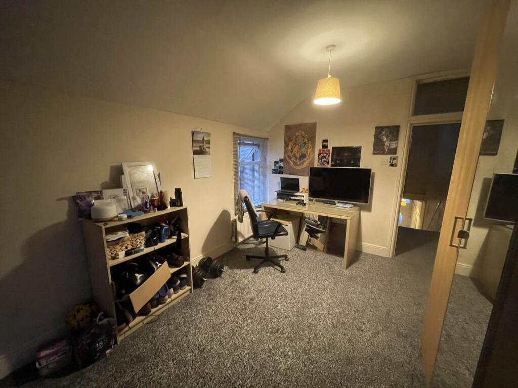 First Floor Rear Bed