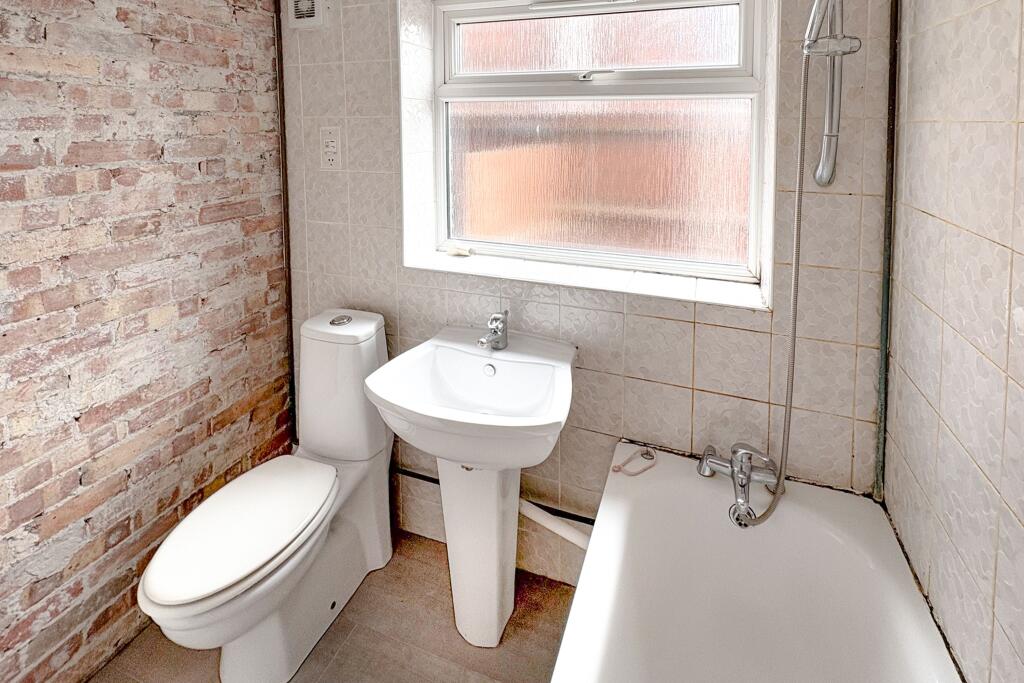 77 Crispin Way, Kingswood, Bristol, BS15 4SH