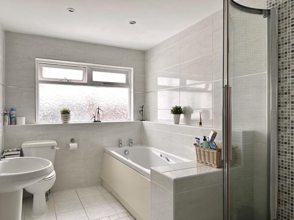 Bathroom 2