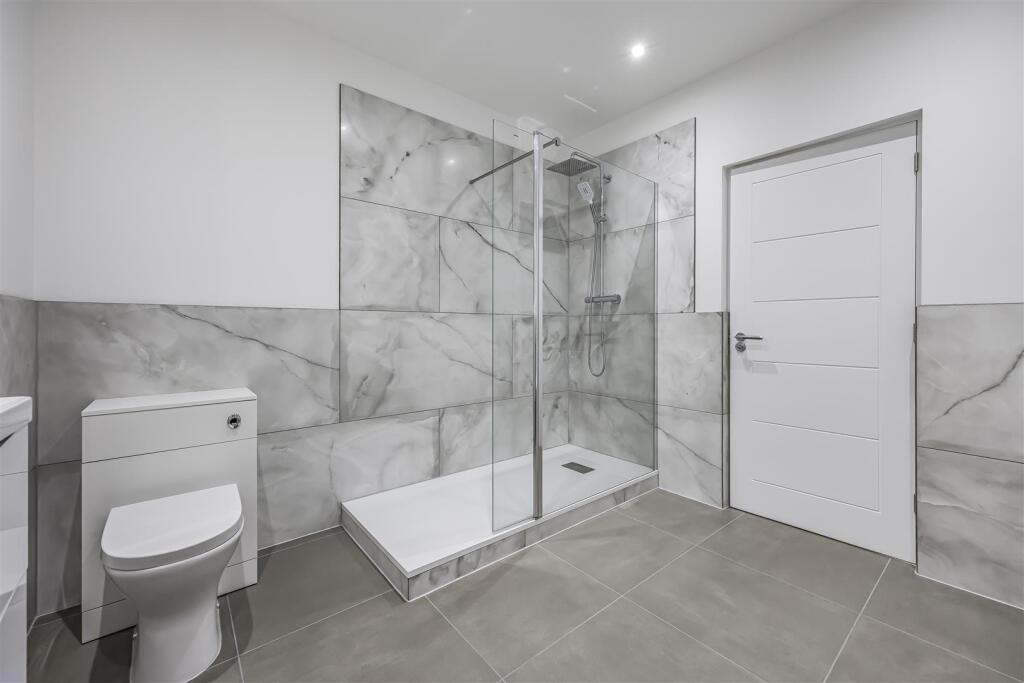 31 Lovedean Lane, Waterlooville-PorticoMarketing-S