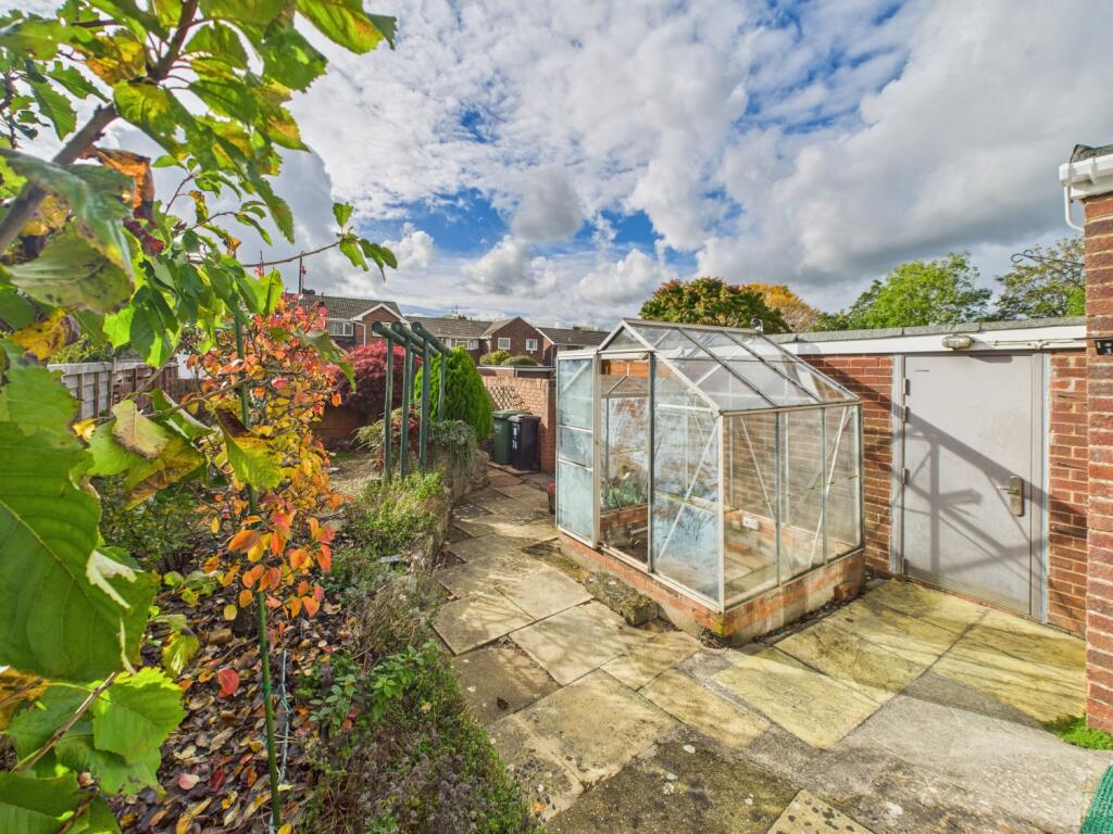 CAM02023G0-PR0177-STILL010