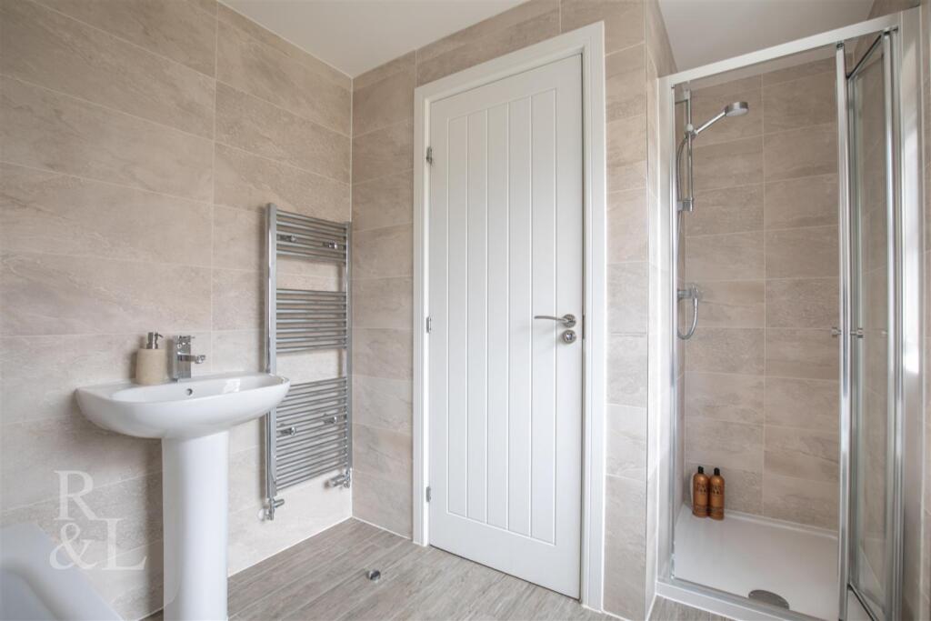 1, Hawksbeard Close  (18).jpg