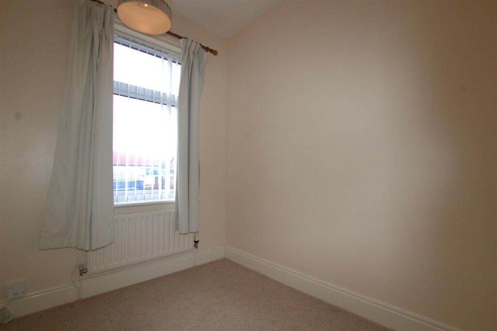 Bedroom 3.jpg
