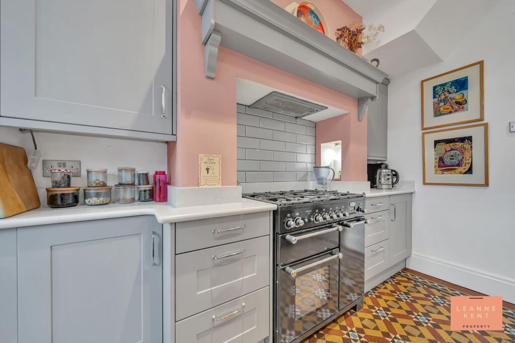 Kitchen Diner (Family Room)