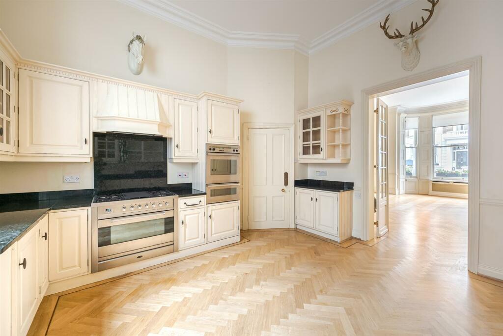 Bina Gardens 7A-22-2. Low Res.jpg