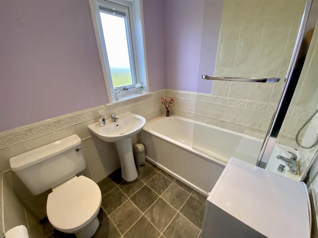 Bramleys Estate Agents - Scopsley Lane - Mirfield 