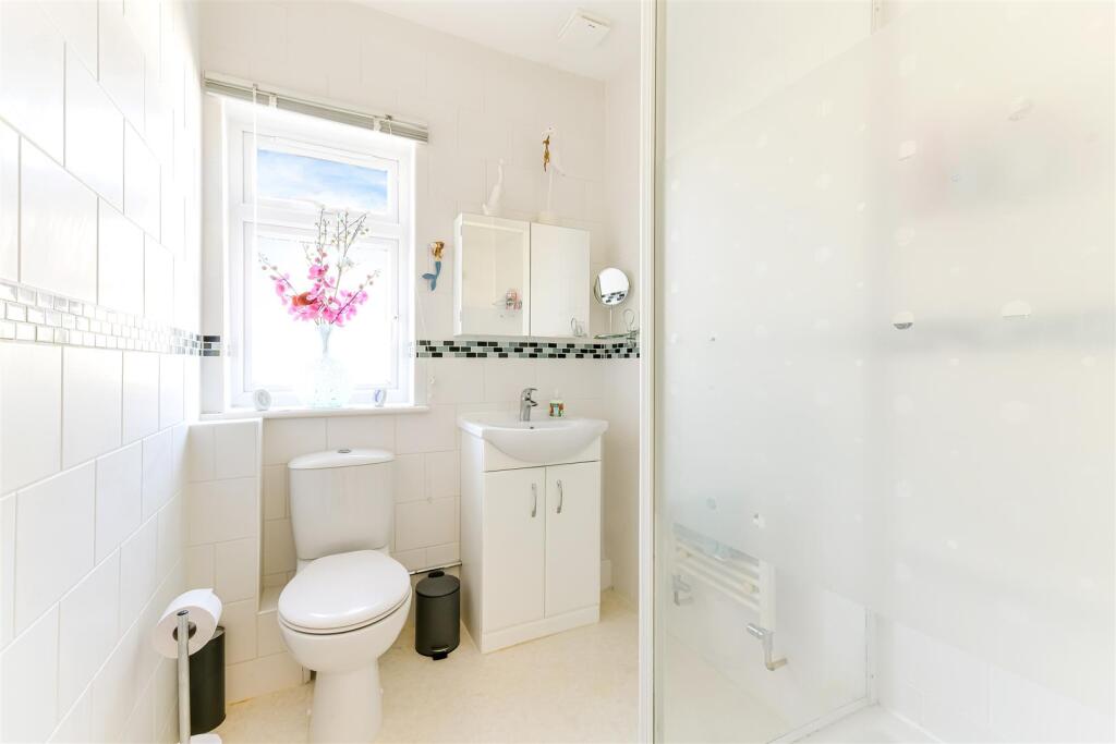 YEWLANDS CLOSE (13).jpg