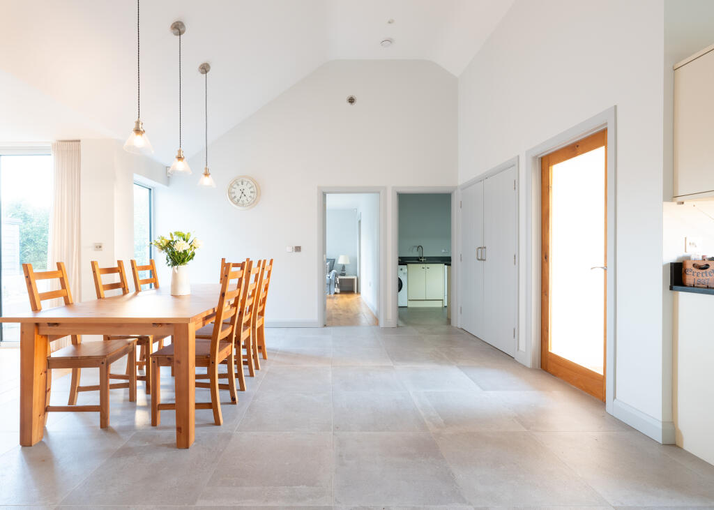 6791031f7fa7b_Higher Farm 2-33