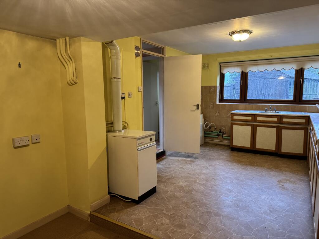 4 T202511121302.jpg