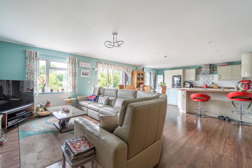 1311935-9-6850899297ac4