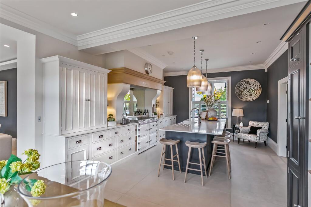 Kitchen/Dining