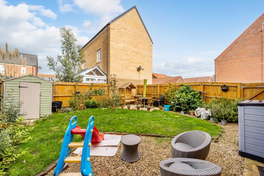 78 Tyne Close (Spalding)-10