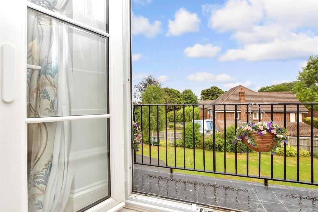 External Lifestyle Photograph