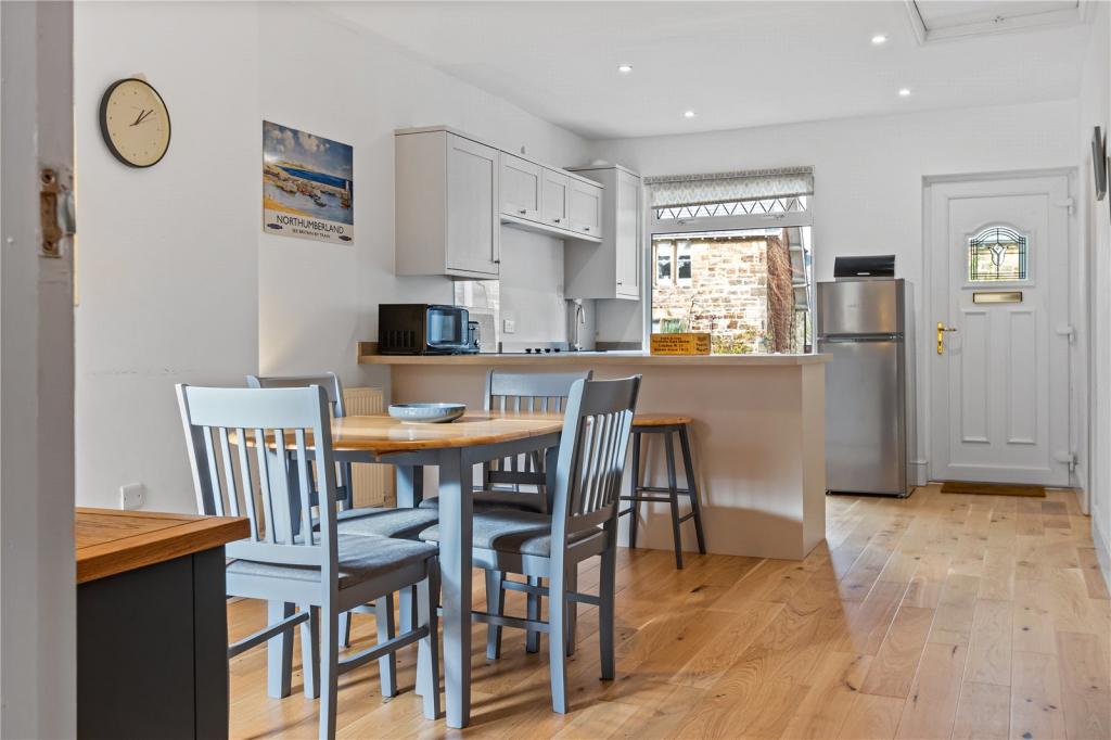 Dining/Kitchen
