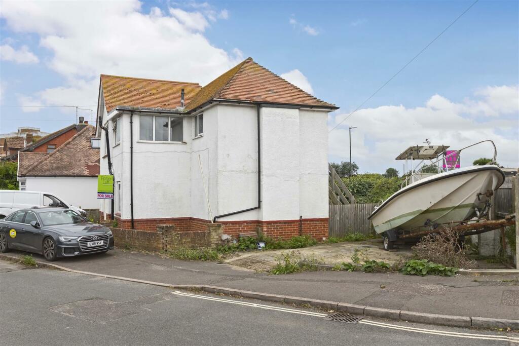 2 West End Way_13.JPG