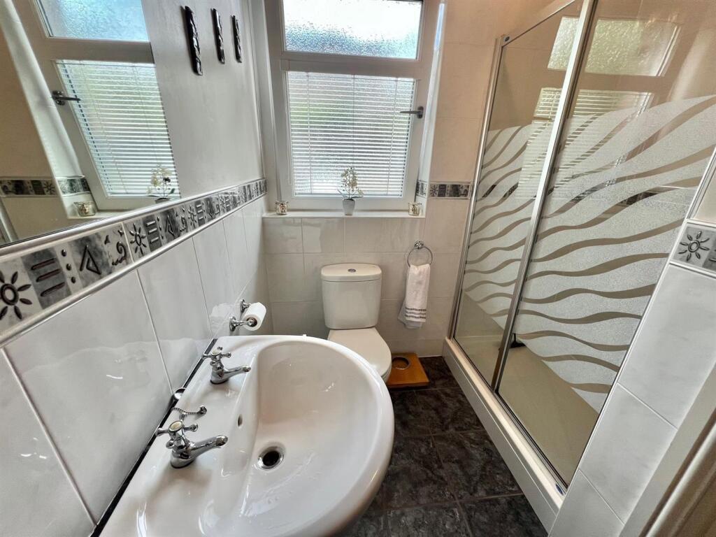 Bramleys Estate Agents - Cliffe End Road - Quarmby